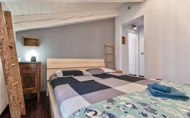 Torino Savoia Wooden Duplex Apt