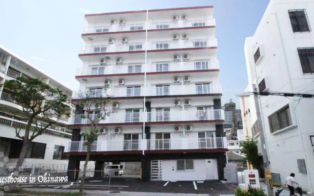 Condominium GOLF GOLF Tsuboya