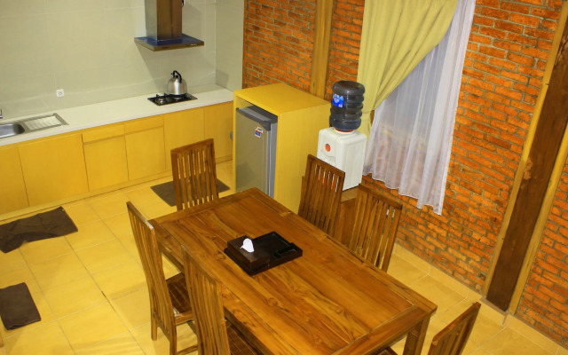 Jambuluwuk Convention Hall & Resort Puncak