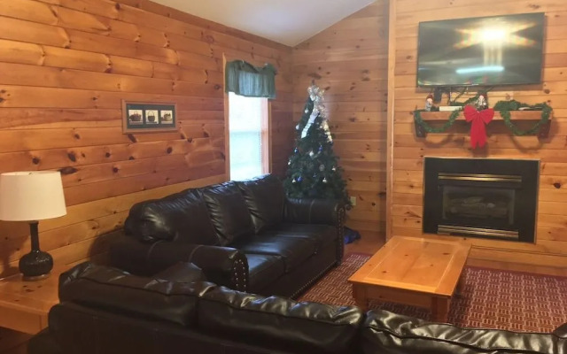 Cherry Blossom 11 - Three Bedroom Chalet