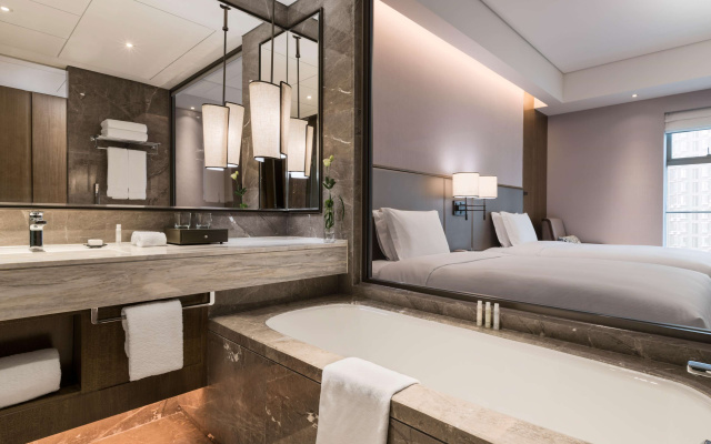 DoubleTree by Hilton Hotel Shiyan