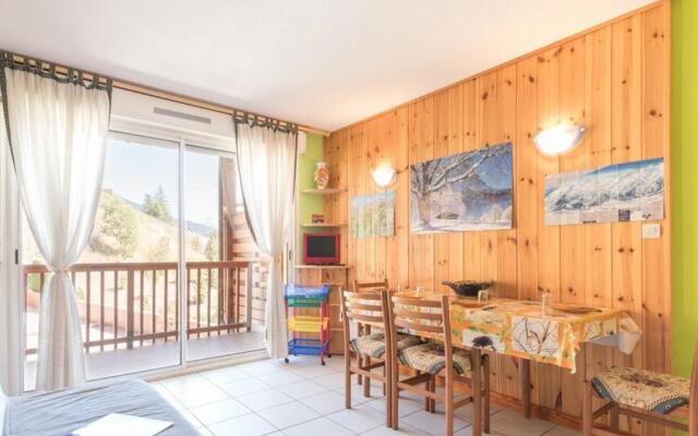 Appartement Saint-Chaffrey , 2 pièces, 4 personnes - FR-1-330E-12