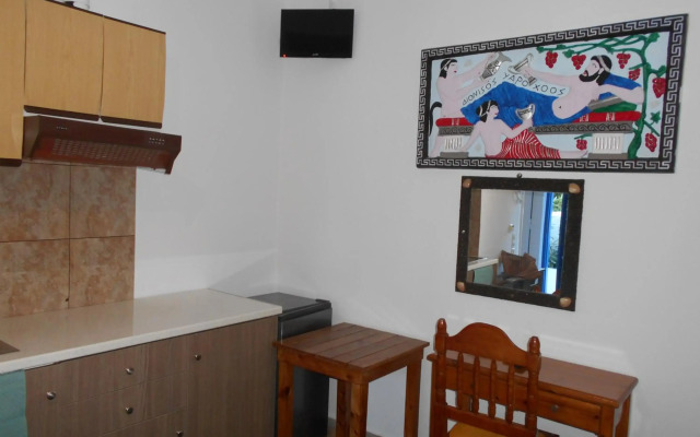 Studios Apartments Kapetanios