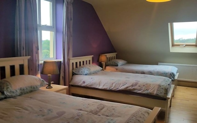 Whitethorn Lodge, Farm B&B, Lackafinna