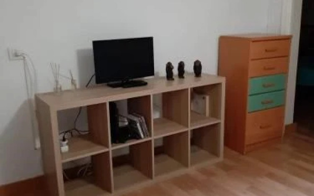 Flat 4-5pax FREE PARKING!!!