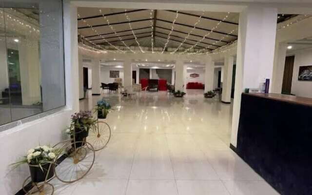 Waterstone's Hotel