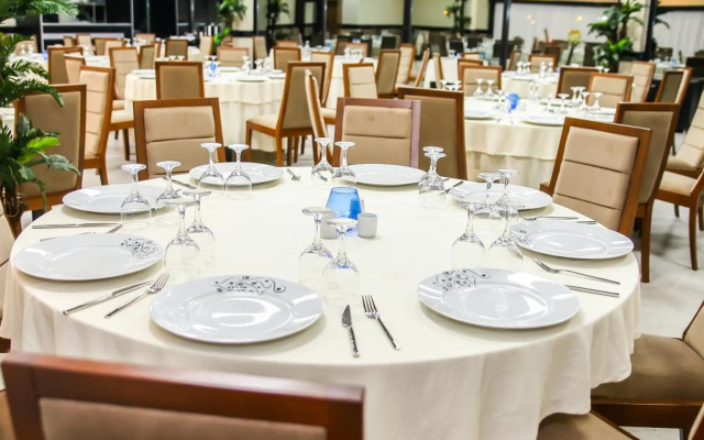EMSA Palace Hotel