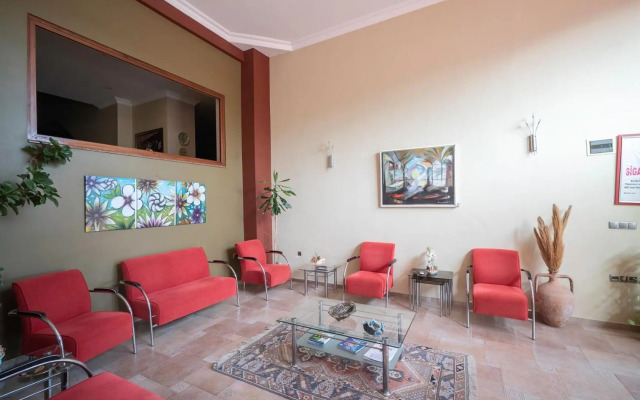 Fora Apart Hotel