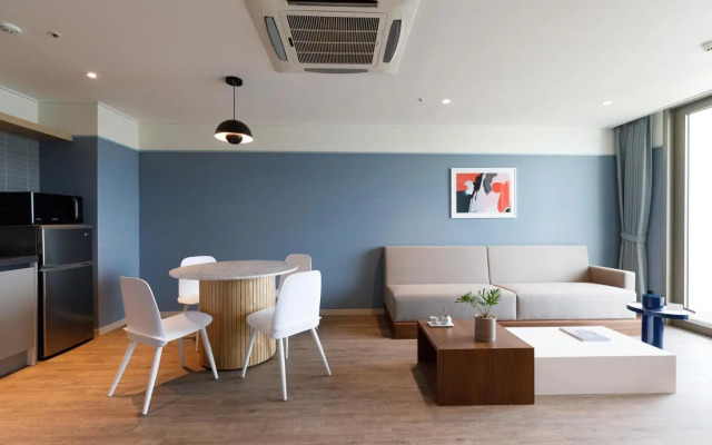 The Weekand Resort