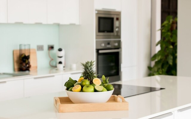 Beautiful 4 Bedroom Luxury Villa with Sea Views - KBR2