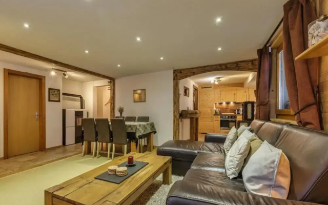 Beautiful Apartment Under Owners Chalet