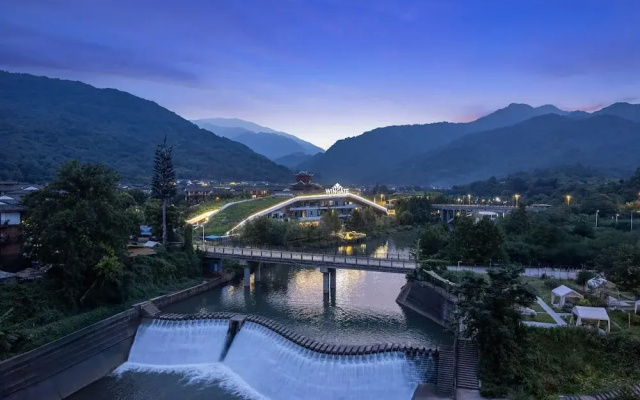 Wingate by Wyndham Emeishan Scenic Spot
