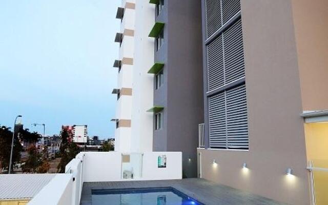 Direct Hotels – Kensington at Central