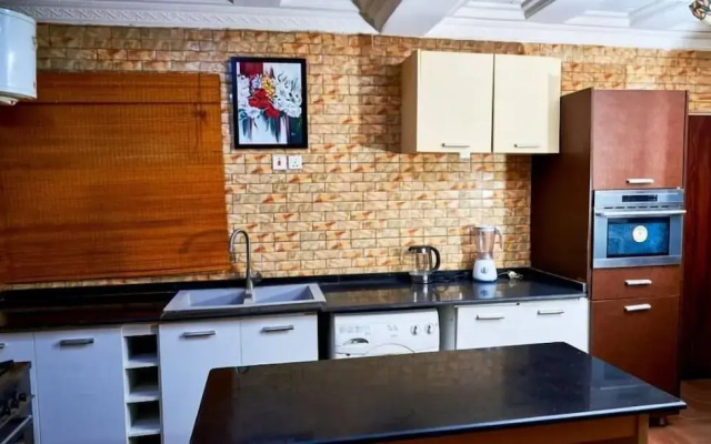 Glitaz Apartment