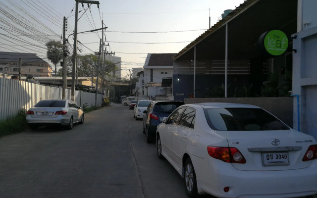 The Leaf Service Apartment