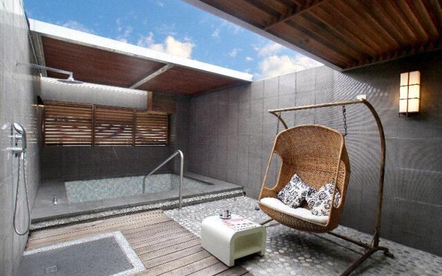 Yanold Fashion Spring House