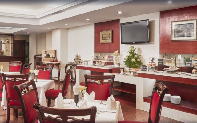 Club Excellence By Phnom Penh Hotel