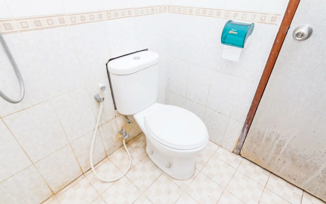 ZEN Rooms Sunshine Dewi Sartika