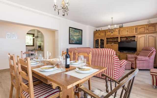 Beautiful Apartment in Opatija With 4 Bedrooms and Wifi