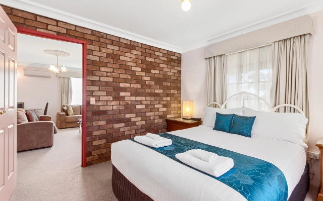 Swansea Cottages & Lodge Suites