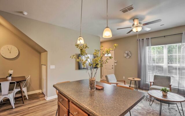 Airy Tallahassee Condo ~ 5 Mi to Downtown!