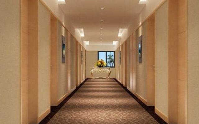 Hanting Youjia Hotel (Shenzhen Baoan Pingzhou Metro Station)