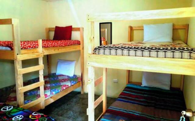 Abu Hotel - Hostel