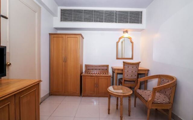 OYO 15359 Hotel Kanchandeep