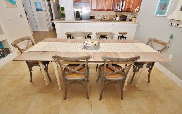 Oceanwalk 18-304 Apartment 3