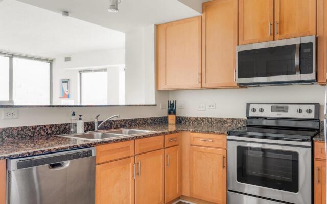 Chicago | Spacious 3BD/2BA South Loop Apartment