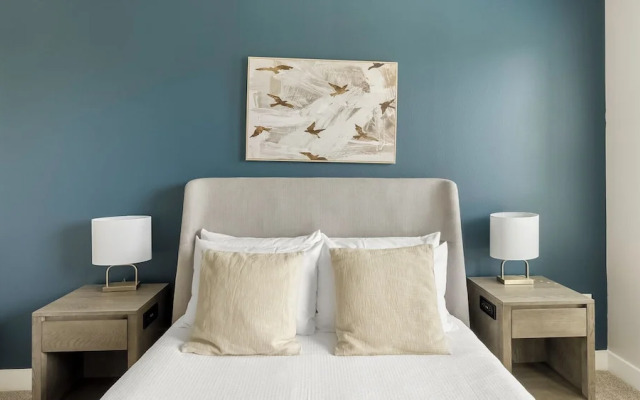 Landing Dallas Old East