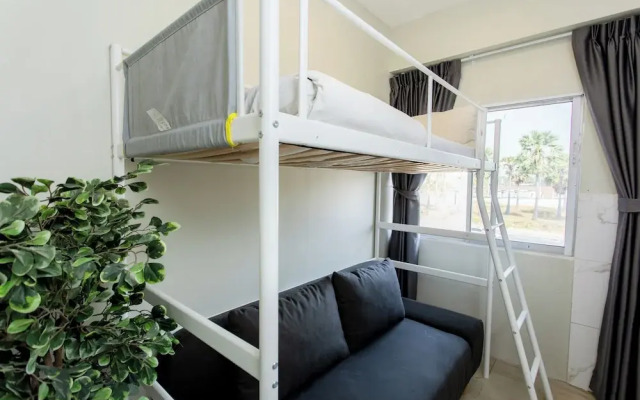 Nomad Plus Life Hostel Pattaya