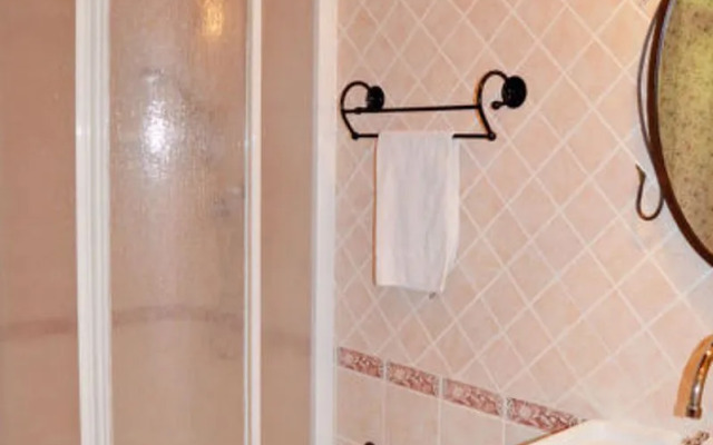 House L??Azalea San Gimignano