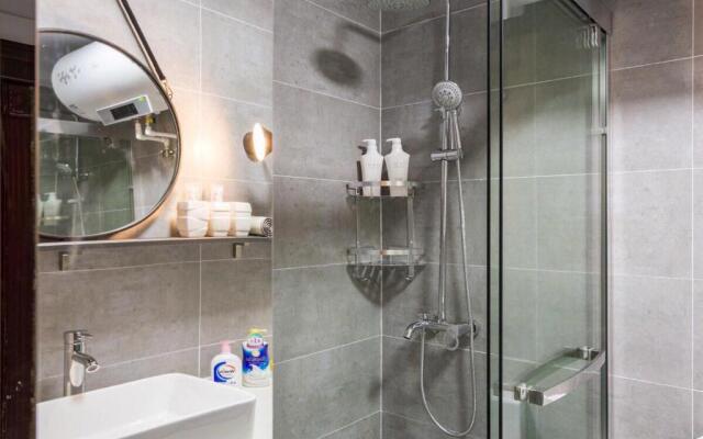 Wuhan Wuchang·Star City· Locals Apartment 00121940
