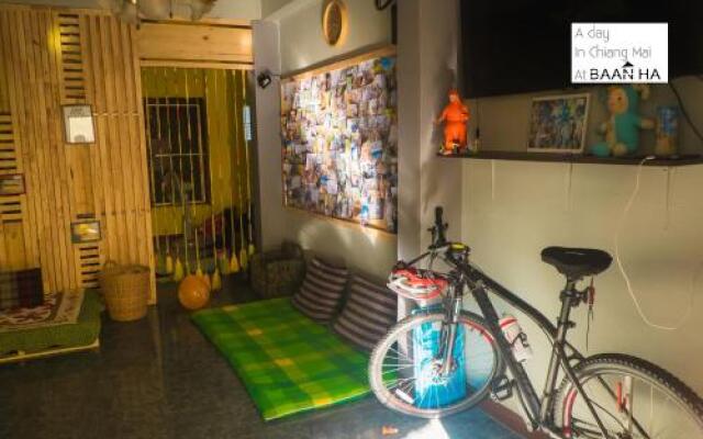 Baan Ha Guest House