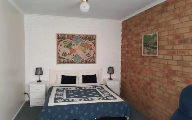 Balnarring Village Motor Inn