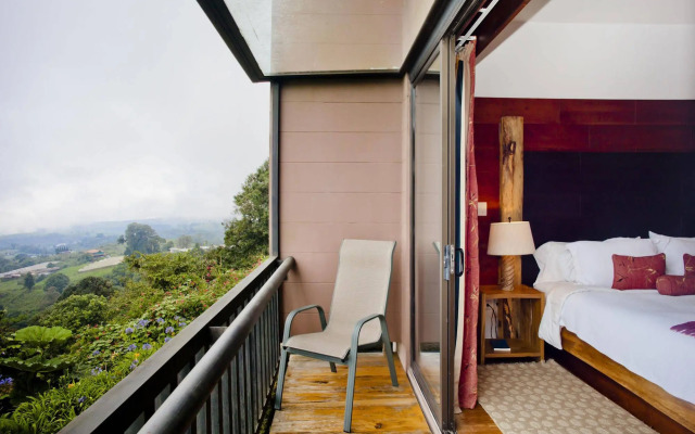 Poas Volcano Lodge