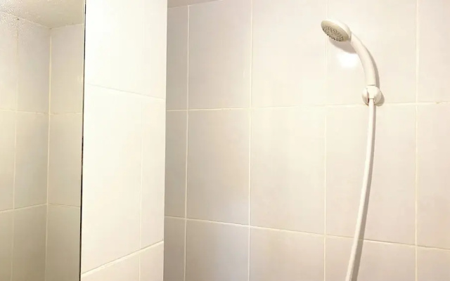 Cozy And Best Studio Apartment Tokyo Riverside Pik 2