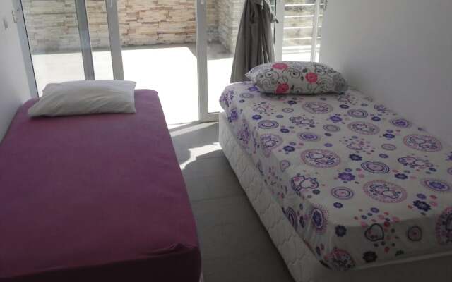 Novron Villa B5