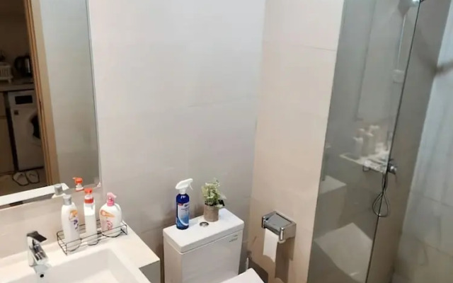 Sedayu City Suites - Free Gym Pool