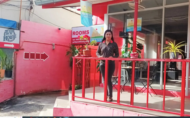 Taphouse Guest House