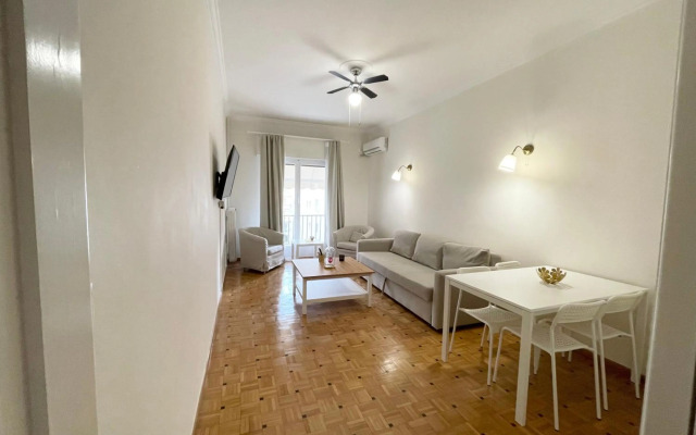 Faliro Apartments Next To The Beach