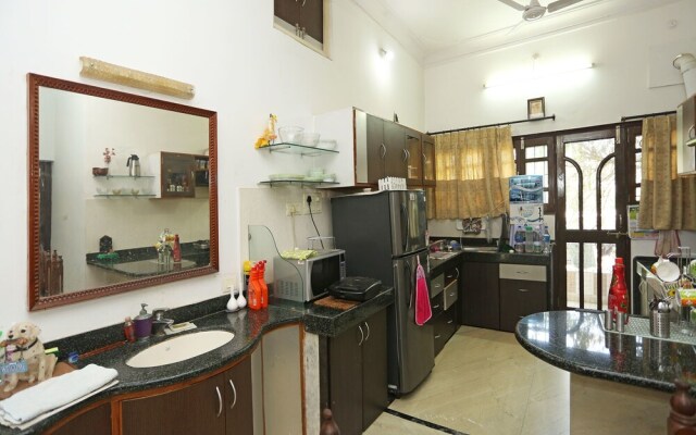 OYO 9776 Home Near Bohra Ganesh Temple