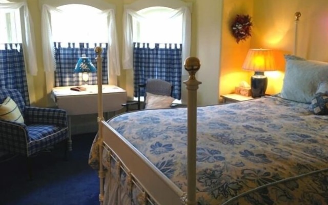 Strawberry Farm Bed & Breakfast