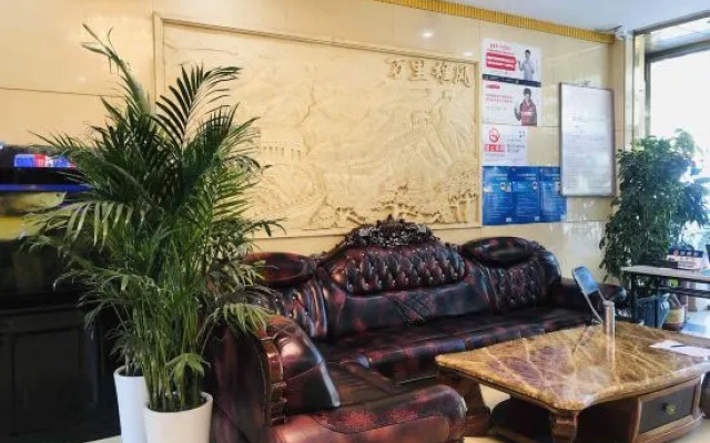 Nongjun Hotel
