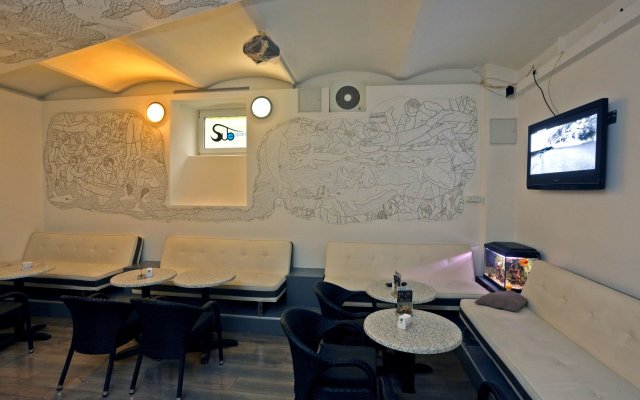SubSpace Hostel