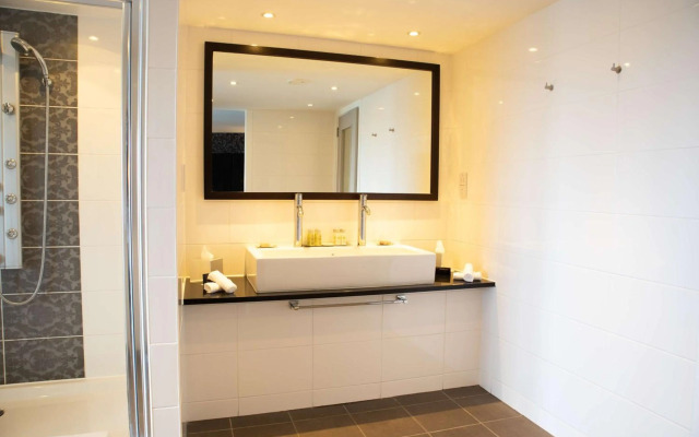DoubleTree by Hilton Hotel Bristol South - Cadbury House