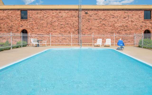 Days Inn by Wyndham Calvert City/Paducah East