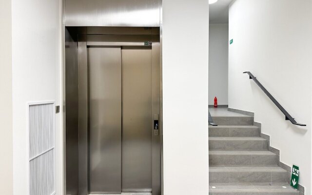 Modern Holesovice Apartment