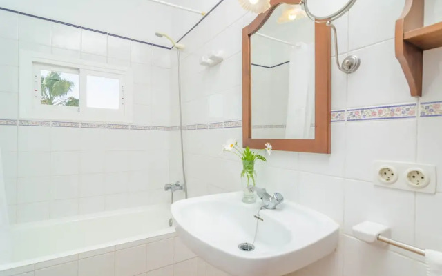 Es Palmer in Campos With 4 Bedrooms and 3 Bathrooms